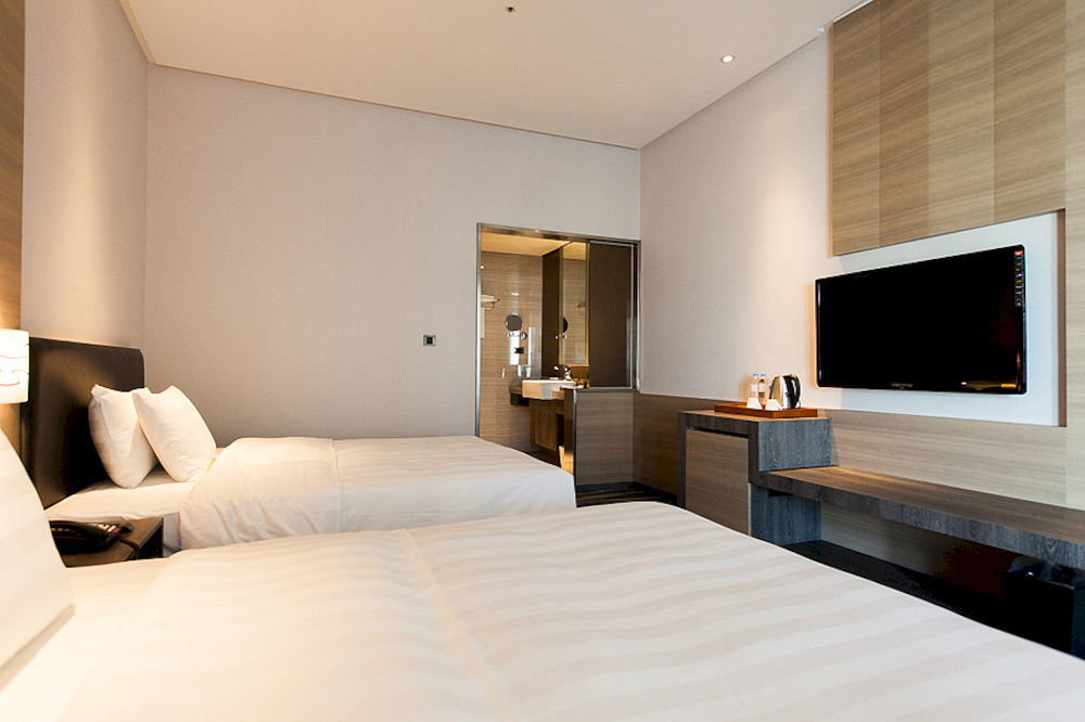 City Suites - Kaohsiung Chenai Dış mekan fotoğraf
